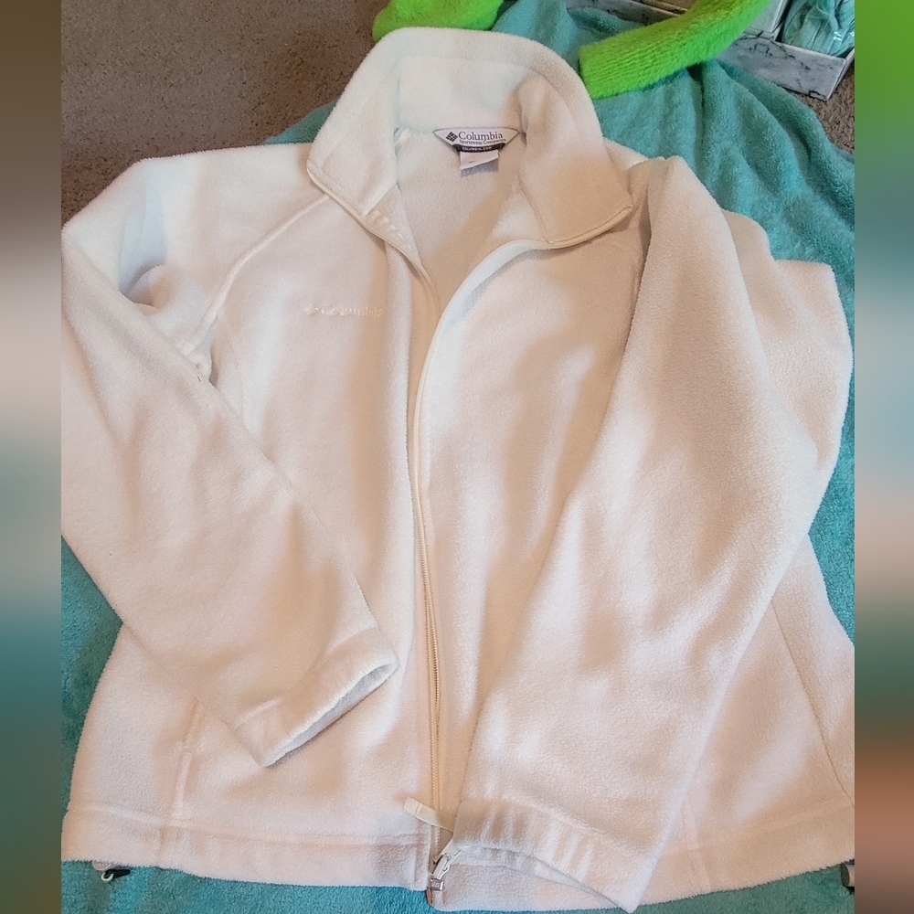White Columbia zipper jacket